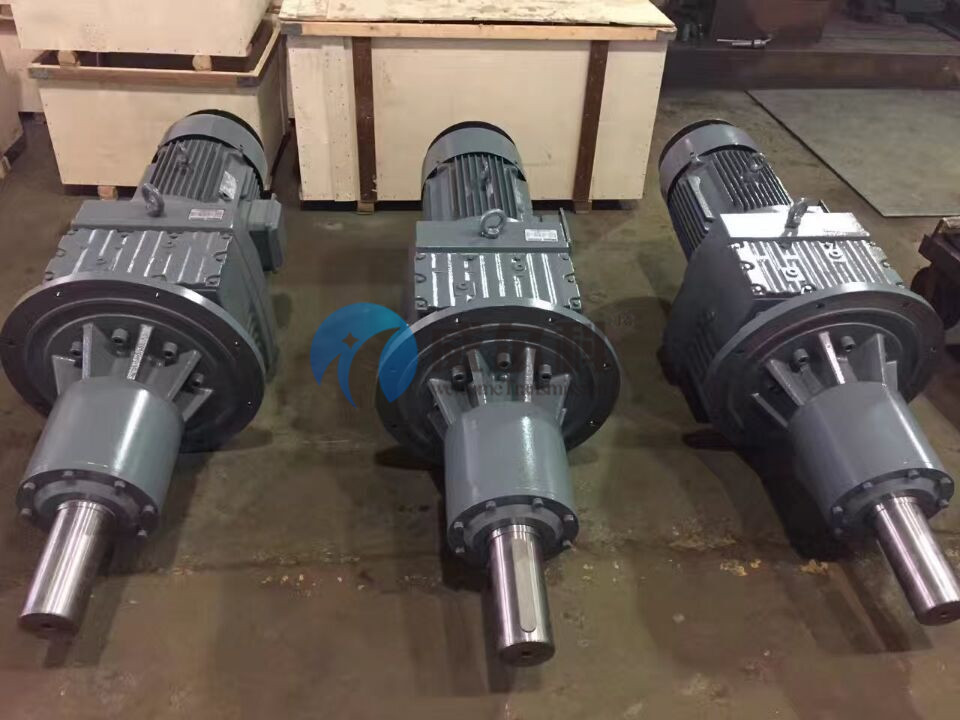 玖龍紙業(yè)訂購(gòu)我司非標(biāo)減速機(jī)9臺(tái)，維修十噸級(jí)減速機(jī)一臺(tái)